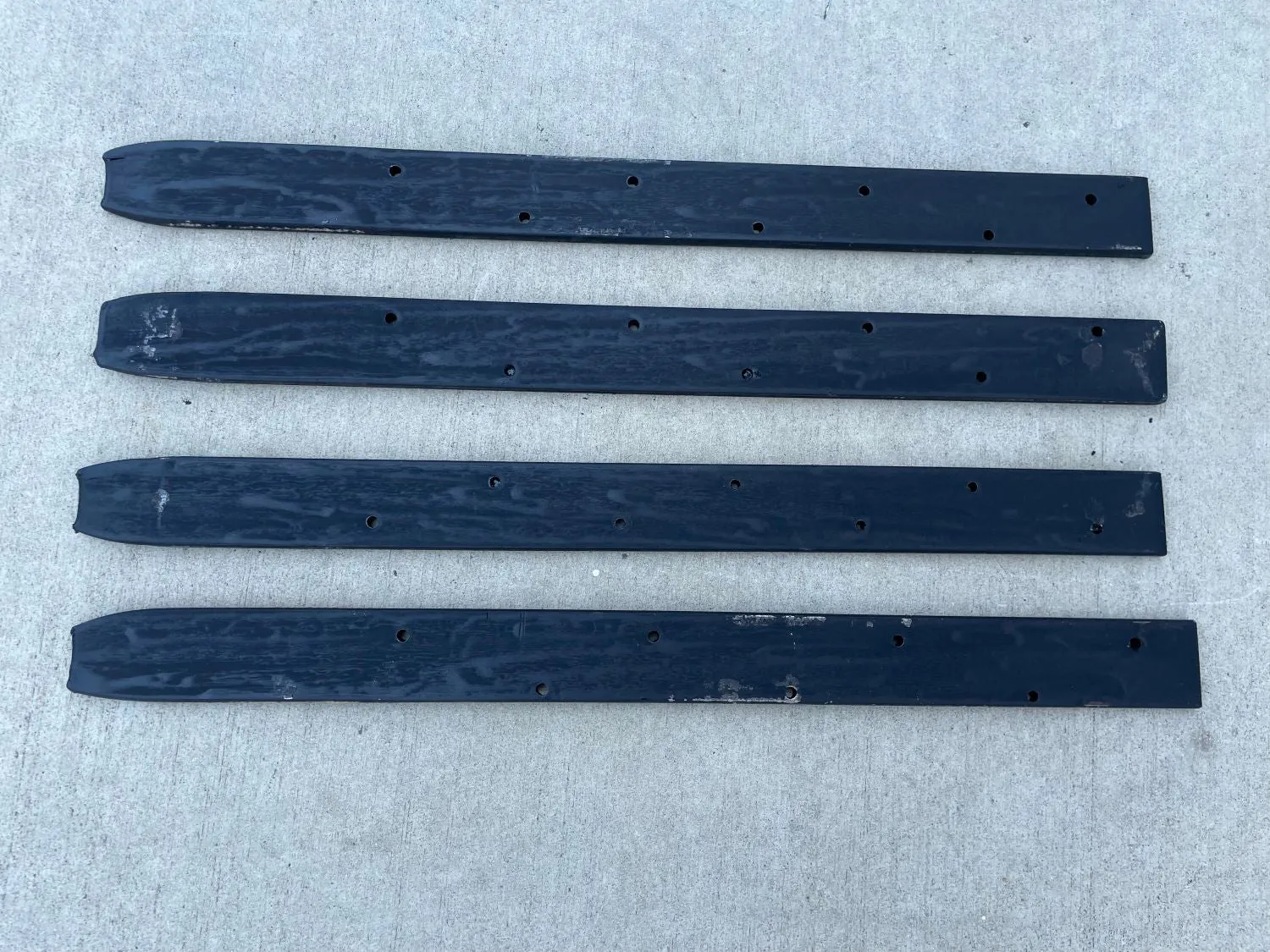 18" Flat Steel Stakes For Concrete Forms With Nail Holes