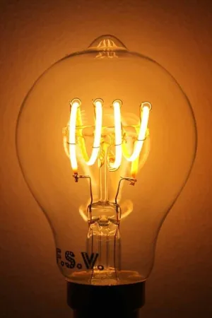 5W B22 Filament LED Quad Loop A19/A60 Round 2200K Bulb Dimmable