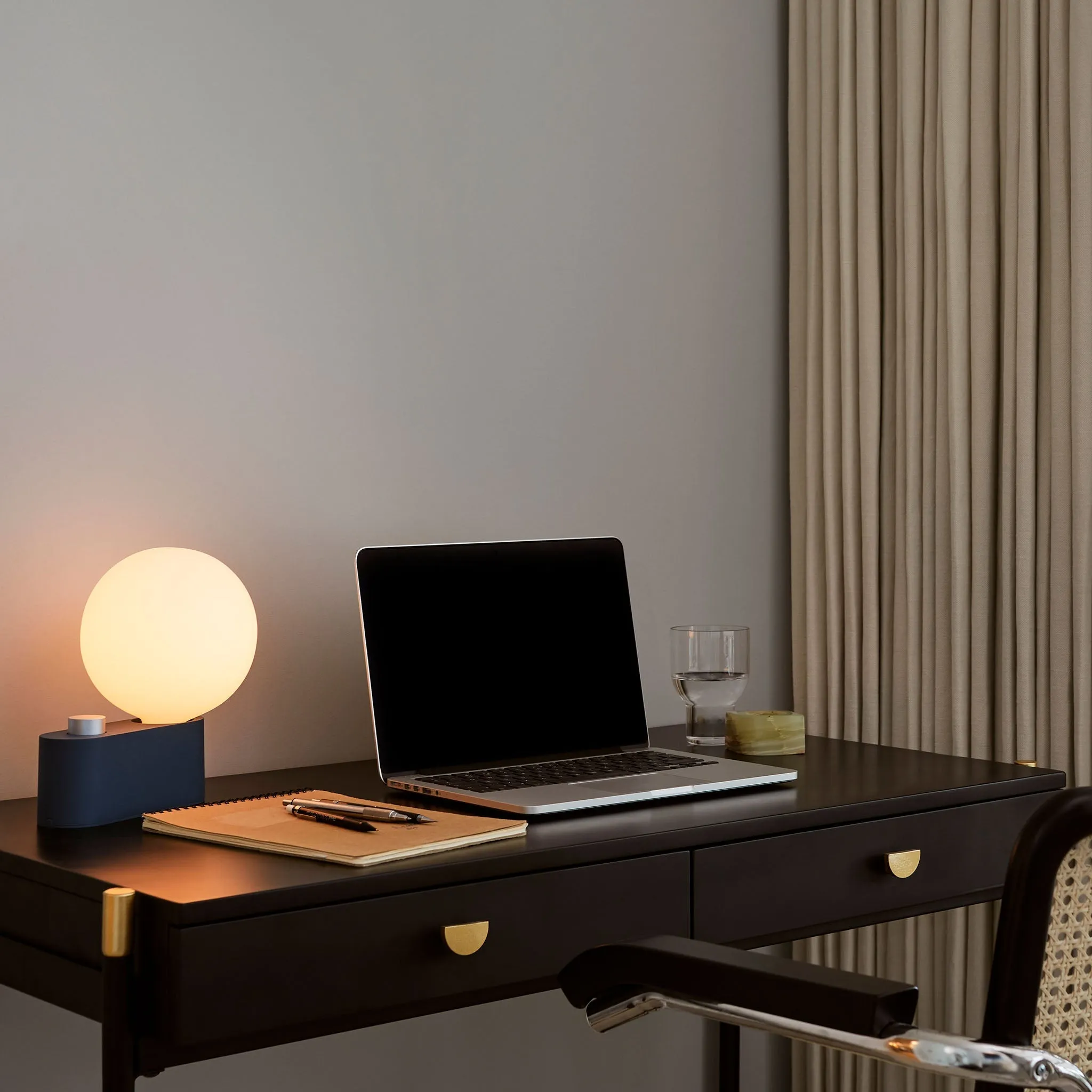 Alumina Multi-Use Lamp in Sapphire