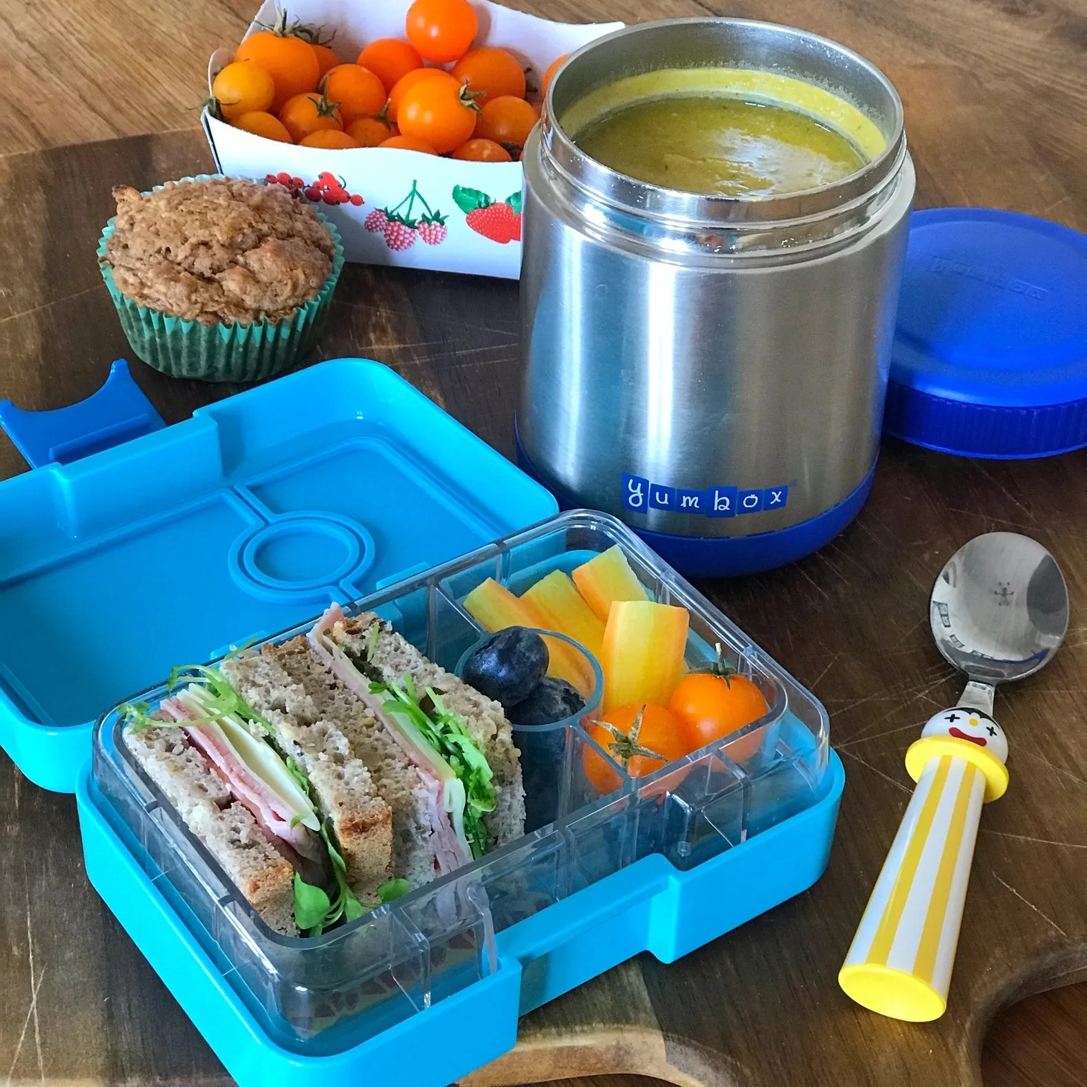 Thermal Food Jar for Hot Lunch - Yumbox Zuppa with Spoon - Neptune Blue